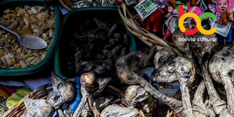 Mercado de Las Brujas e o sincretismo boliviano
